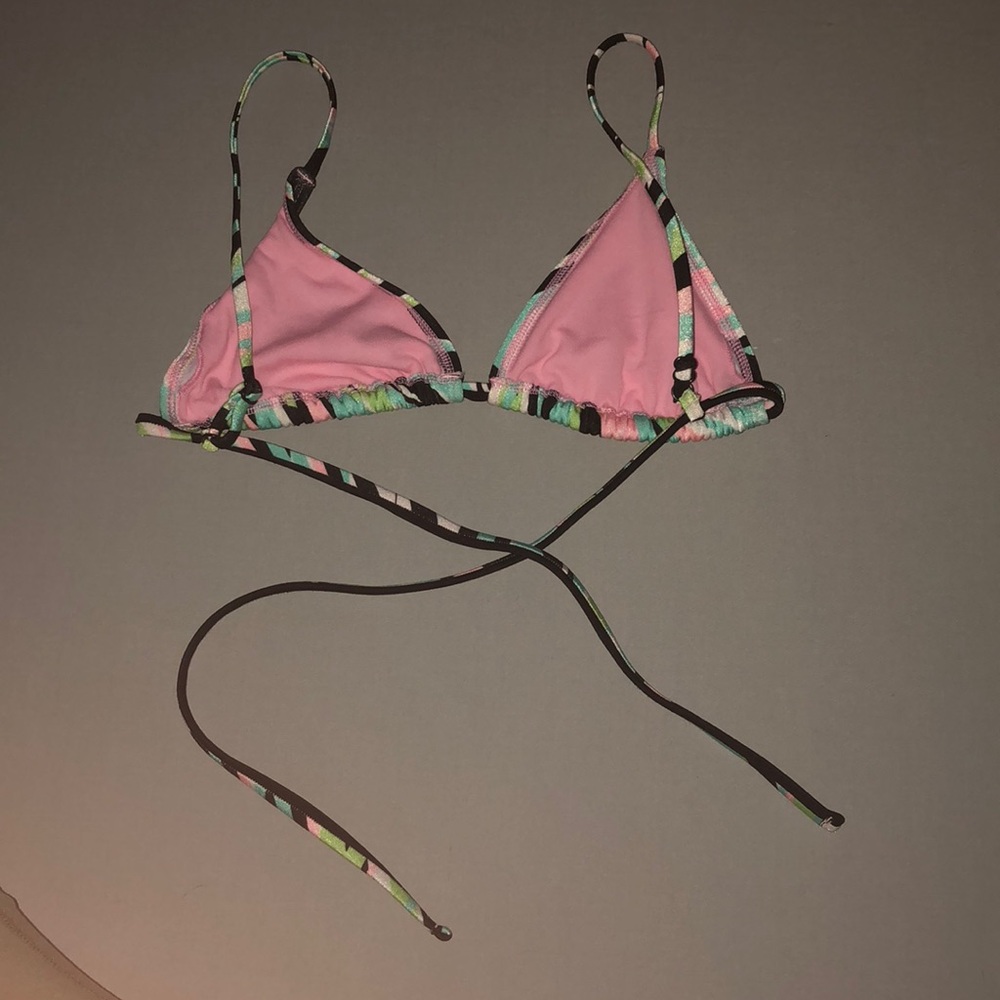Volcom bikini - Picture 4 of 4